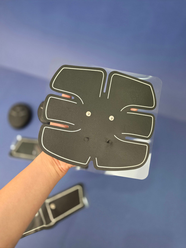 خرید دستگاه عضلهساز EMS Mobile-Gym